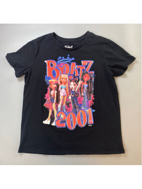 Bratz 2001 T-Shirt Womens Small Black Graphic Cyber Y2K Bimbo Core McBling Camp